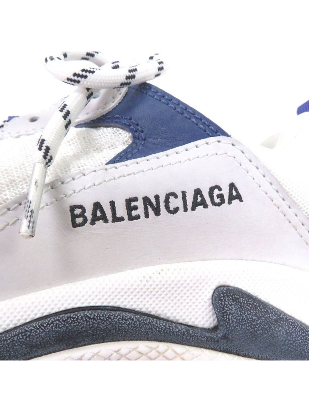 Balenciaga Triple S Mesh Leather Distressed Low Cut Sneakers White - Picture 7 of 12